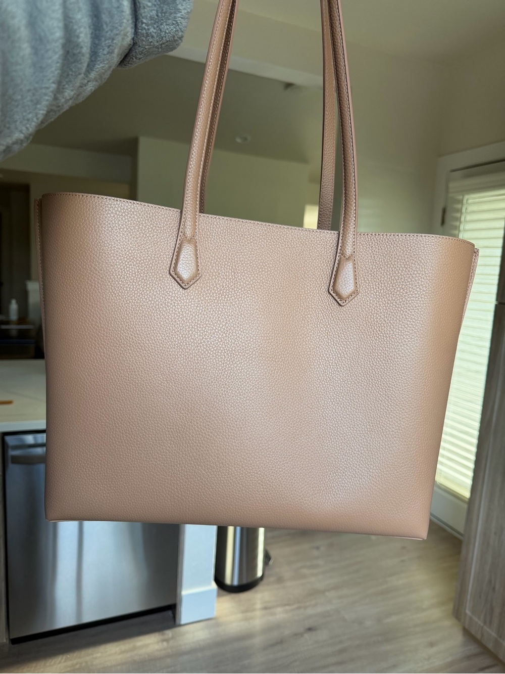 Quince Italian Leather Triple Compartment Shopper Tote - Like NEW - Picture 8 of 12